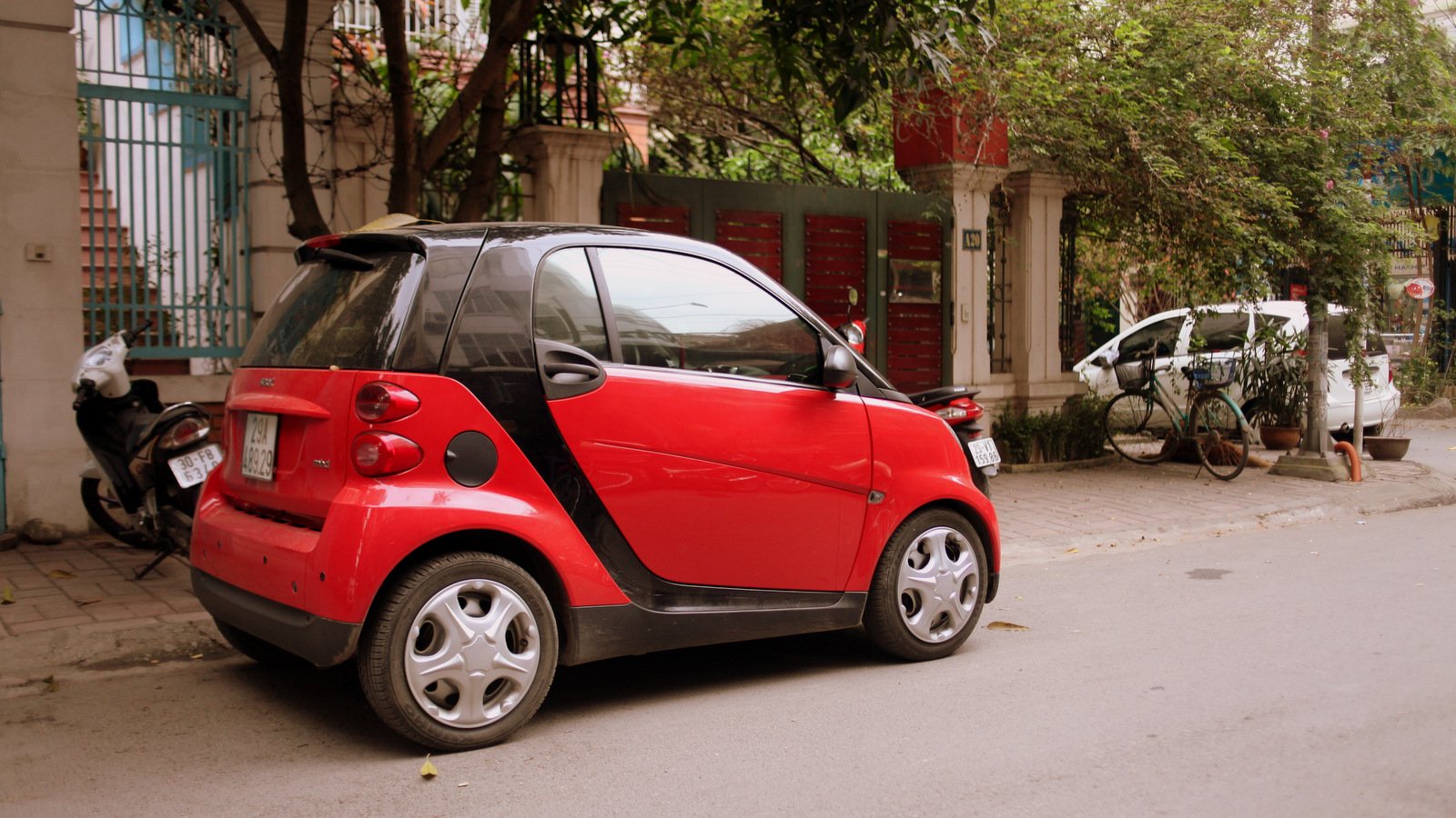 Compare Smart Fortwo Car Insurance Rates [2024